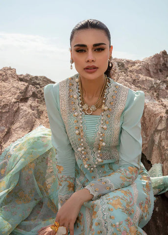 Saira Shakira