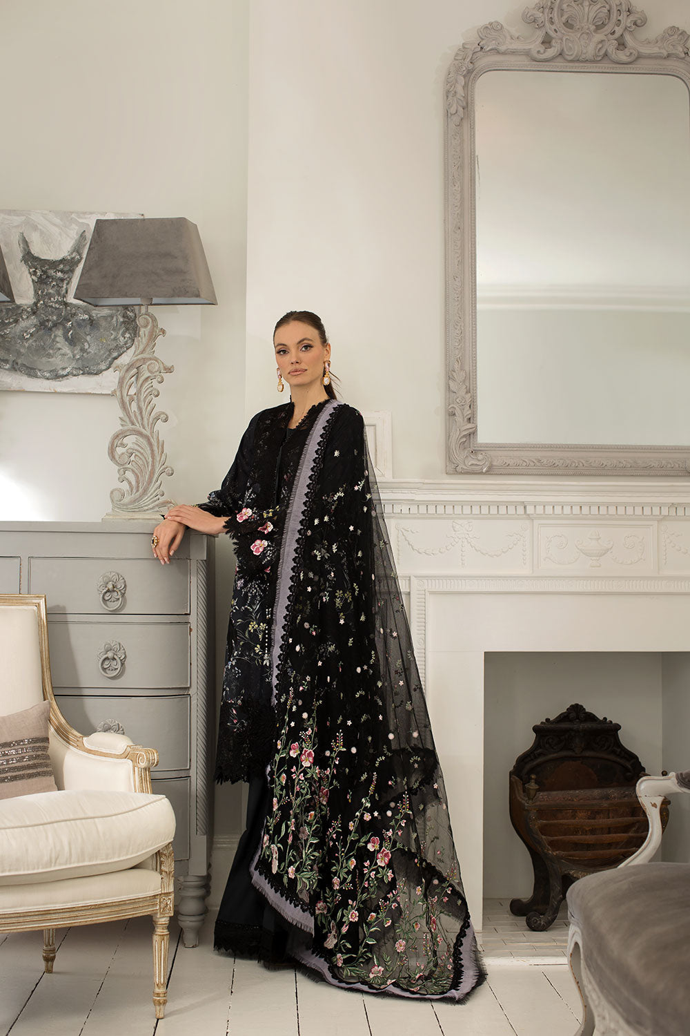 SOBIA NAZIR DESIGN 15A LUXURY LAWN 2024 UNSTITCHED